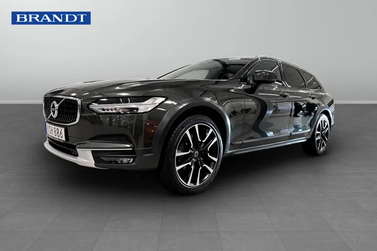 Volvo V90 Cross Country