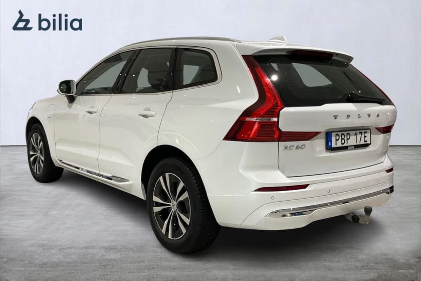 Bild 2 av Volvo XC60 Recharge T6 Core Edition. Dragkrok.