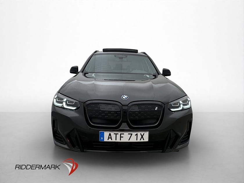 Bild 3 av BMW iX3 M Sport MOMS Pano Skinn Kamera Navi Cockpit Drag