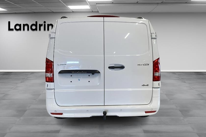 Bild 5 av Mercedes-Benz Vito 119 CDI 4x4 3.0t Select 2 x sidodörr Lagerbil