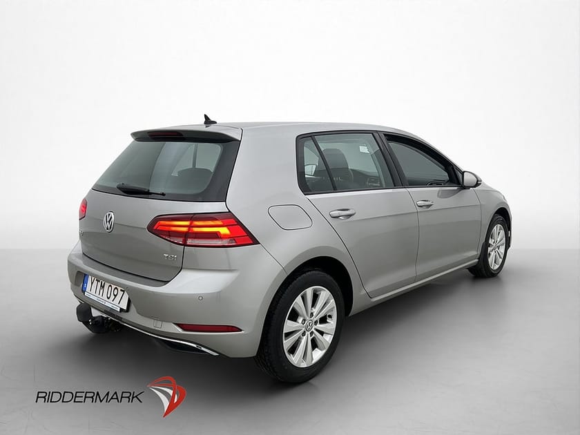 Bild 4 av Volkswagen Golf 1.0 TSI 110hk CarPlay Dragkrok P-Sensorer
