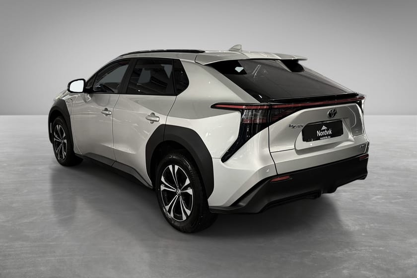 Bilde 5 av Toyota bZ4X