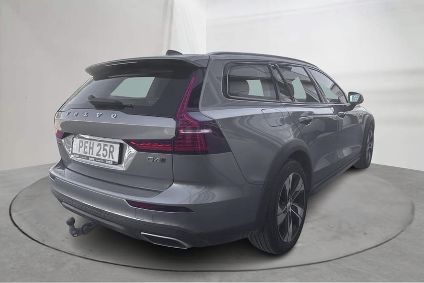 Bild 3 av Volvo V60 Cross Country D4 AWD 190hk Momentum, Läderinr.