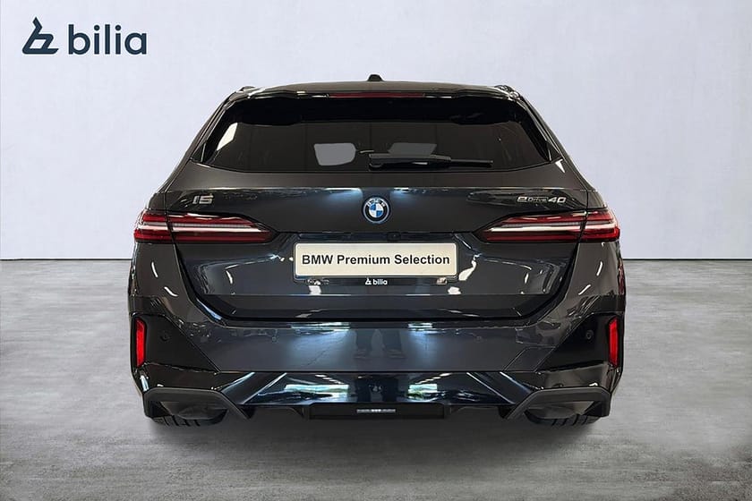 Bild 4 av BMW i5 eDrive40 Touring eDrive 40 M-sport | Drag | Backkamera | Navi