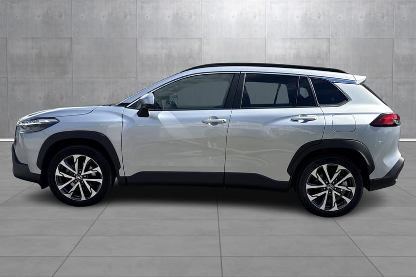 Bilde 2 av Toyota Corolla Cross Hybrid AWD-i 
