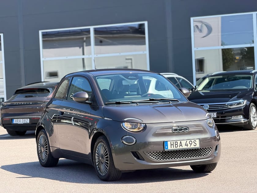 Bild 4 av Fiat 500e 42 kWh B-kamera Navi