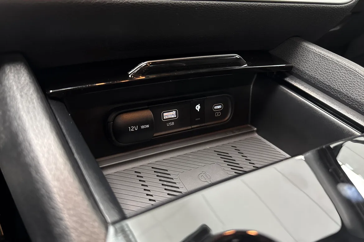 picture of a car
