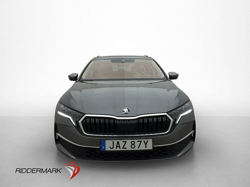 Bild 2 av Škoda Octavia Kombi Skoda 1.5 TSI mHEV Drag Värmare Cockpit CarPlay MOMS