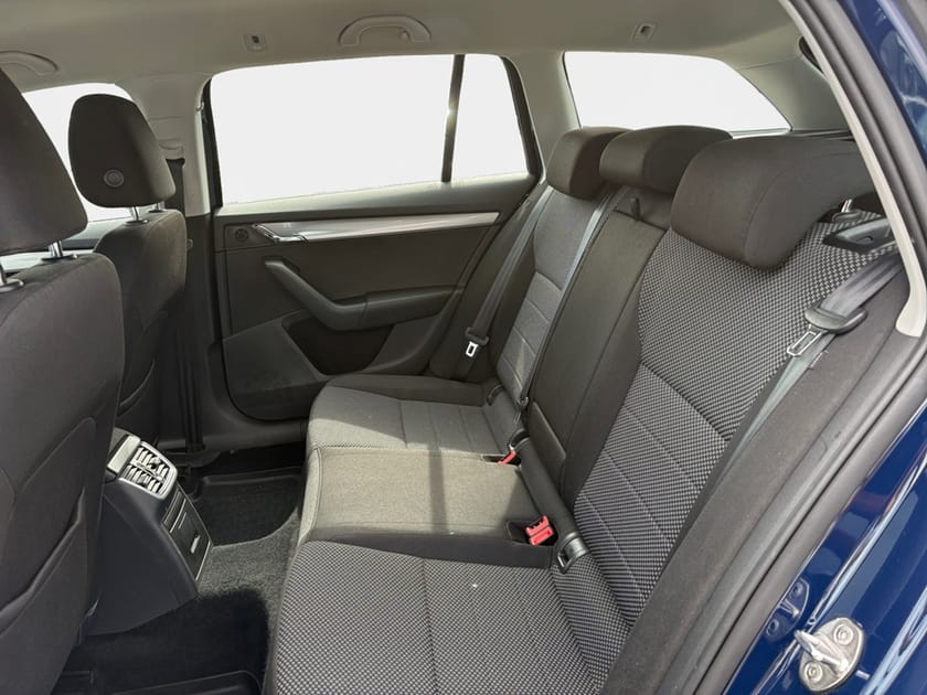 Bild 2 av Škoda Octavia Kombi COM AMBIT TSI 115 DSG AMB TS85/1.0 A