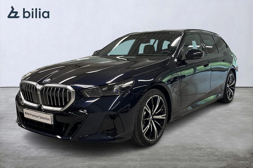 Bild 1 av BMW 530e xDrive Touring M-Sport | Drag | B&W | Aktiv farth.