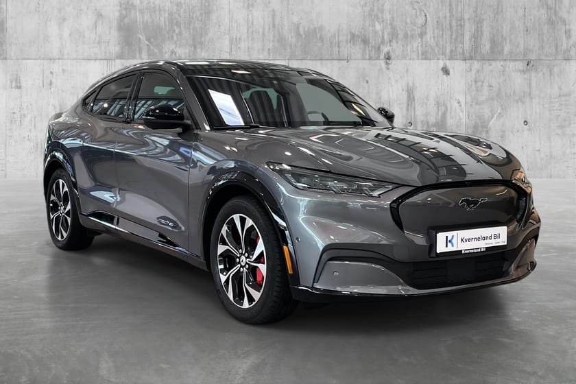 Bilde 3 av Ford Mustang Mach-E Long Range AWD LR Skinn ACC Panorama Hengerfeste B&O Carplay