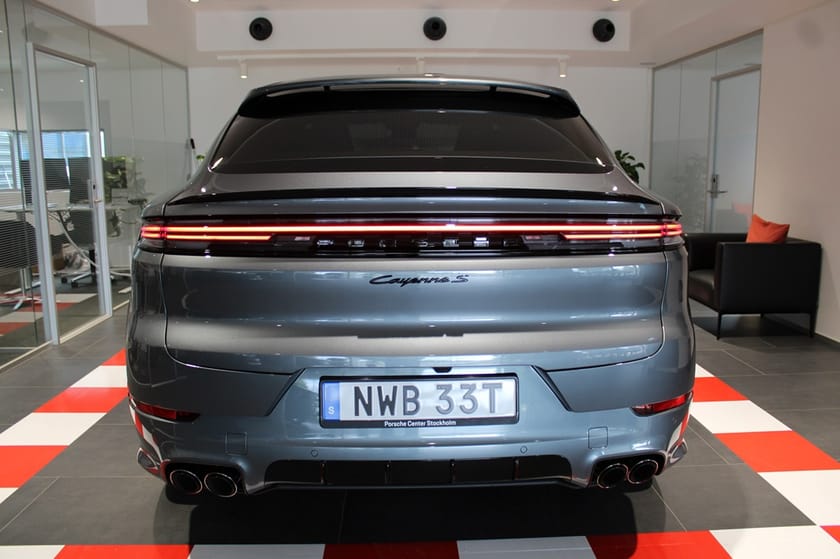 Bild 4 av Porsche Cayenne S E-Hybrid Coupé BLACK EDI