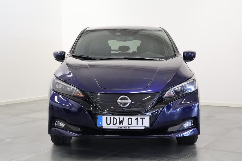Bild 2 av Nissan Leaf Tekna 40kWh Bose NyBesiktad NyServad ProPilot
