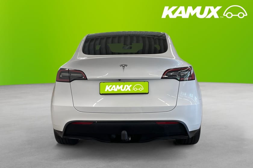 Bild 5 av Tesla Model Y Standard Range RWD Pano Skinn 360° Drag