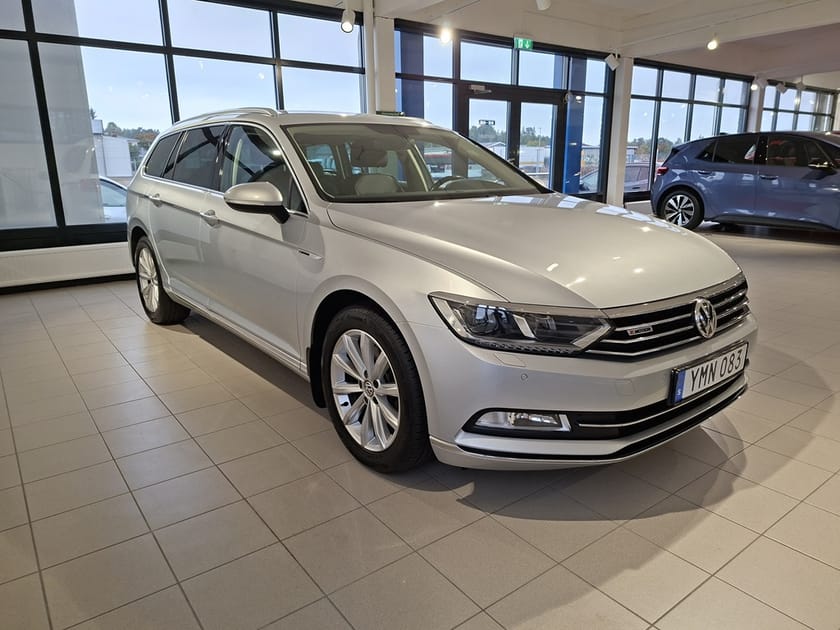 Bild 3 av Volkswagen Passat Sportscombi 2.0 TDI 190hk AWD Dragkrok Värmare Backkamera ACC