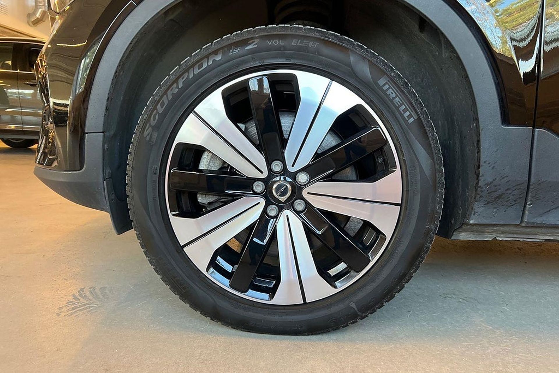 Volvo XC40 2023, bild 4/10