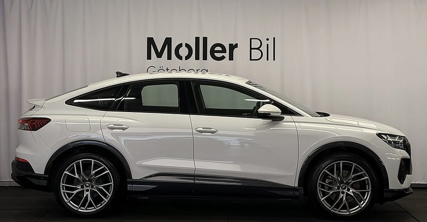 Bild 2 av Audi Q4 40 Sportback e-tron Svart opt/Rattvärme/Kamera/21"
