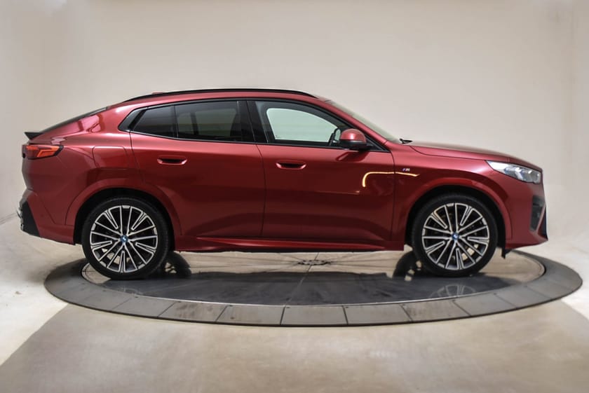 Bilde 3 av BMW iX2 xDrive30 Fully Charged Premium E.(K)