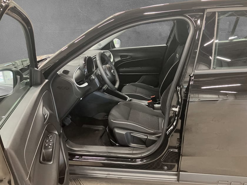 Bild 5 av Fiat 600 Hybrid