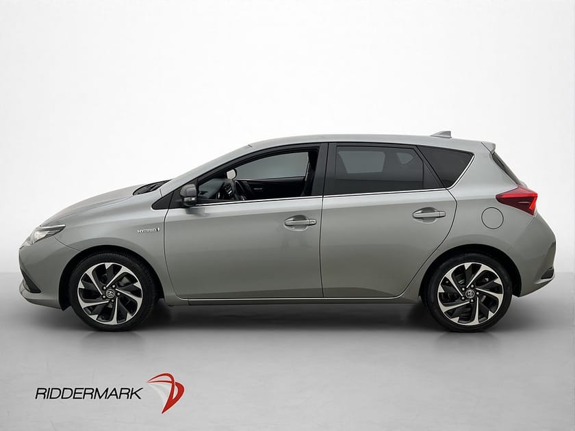 Bild 4 av Toyota Auris Hybrid 136hk Backkamera Lane Assist 360kr Skatt