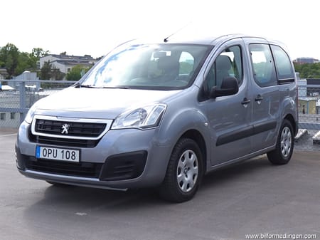 Peugeot Partner Tepee 1.2 110hk S/V-hjul 1 ägare Nyservad
