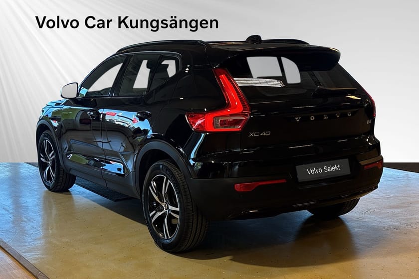 Bild 4 av Volvo XC40 B4 FWD Bensin Plus Dark