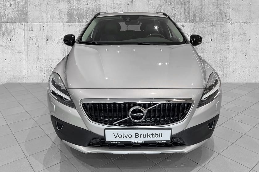 Bilde 4 av Volvo V40 Cross Country T3 Summum VOC|R-KAM|NAVI|SKINN