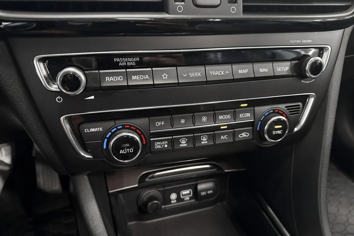 picture of a car