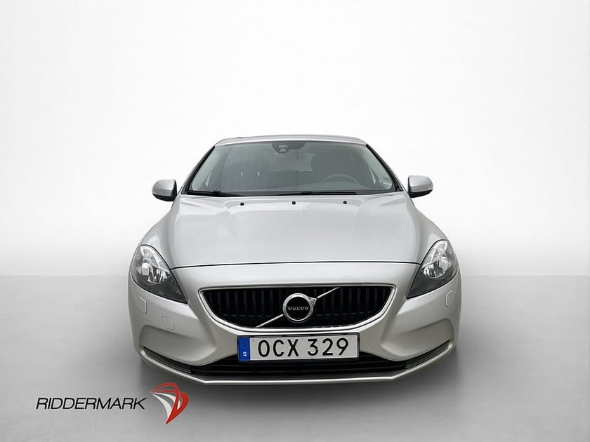 Bild 2 av Volvo V40 Kinetic T2 122hk Bluetooth Farthållare Två-Brukare