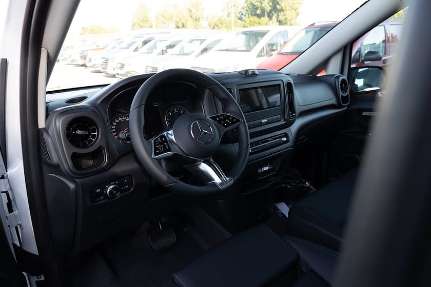 Bild 5 av Mercedes-Benz Vito 116 CDI 4x4 3.0t