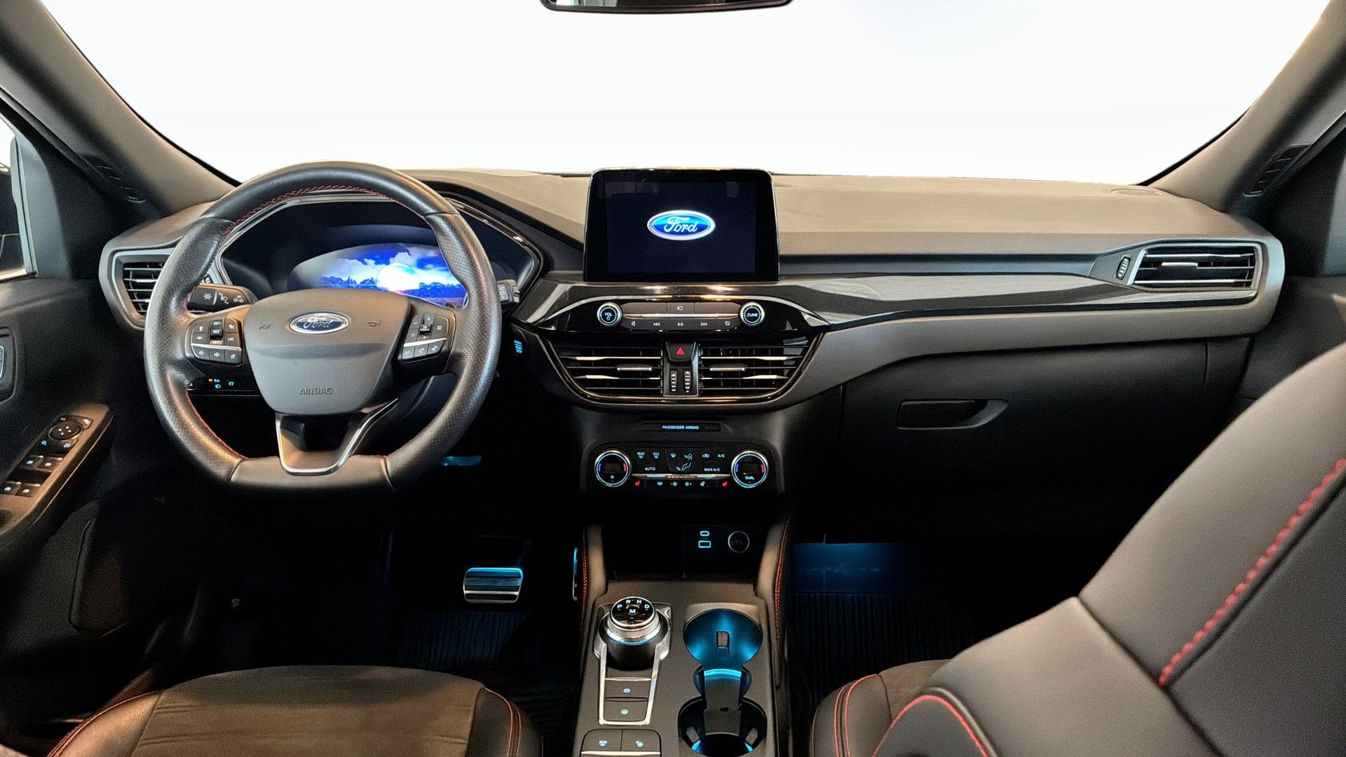 Ford Kuga 2.0 EcoBlue AWD 2021, bild 4/10
