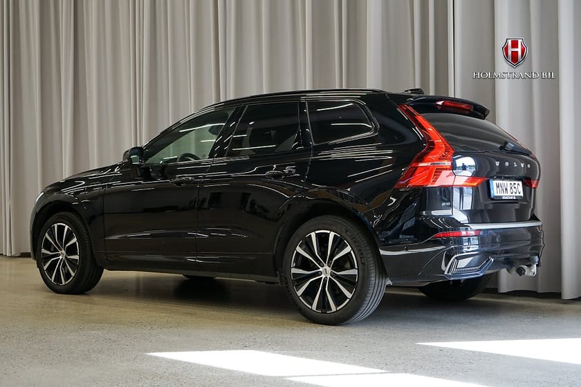 Bild 5 av Volvo XC60 Recharge T6 AWD Ultimate Dark Pano Drag HUD 360 H/K GPS