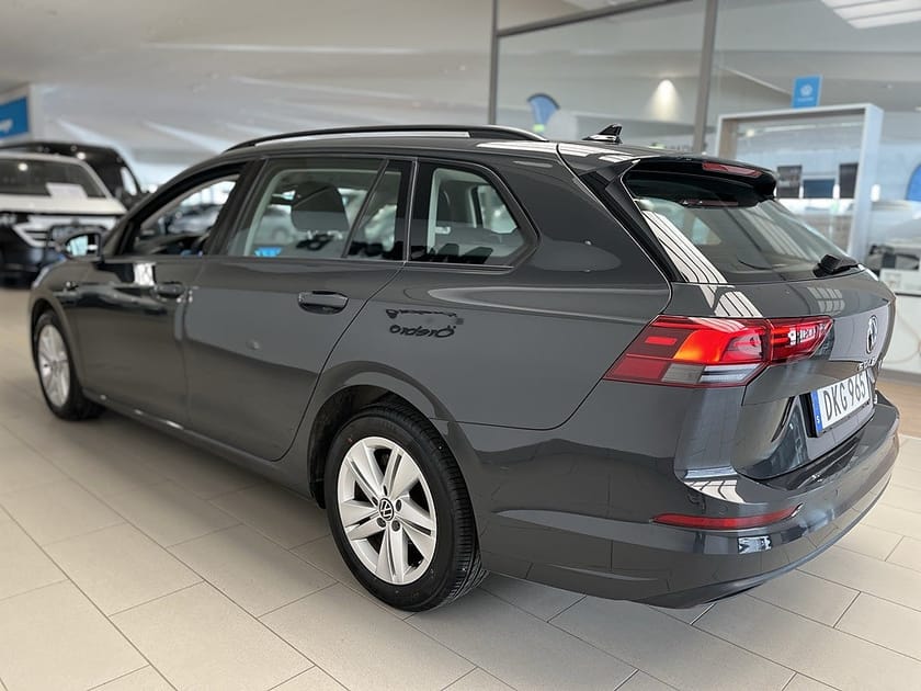 Bild 5 av Volkswagen Golf Sportscombi 1.5 eTSI 131HK DSG I Rattvärme I Adaptiv Farthålla