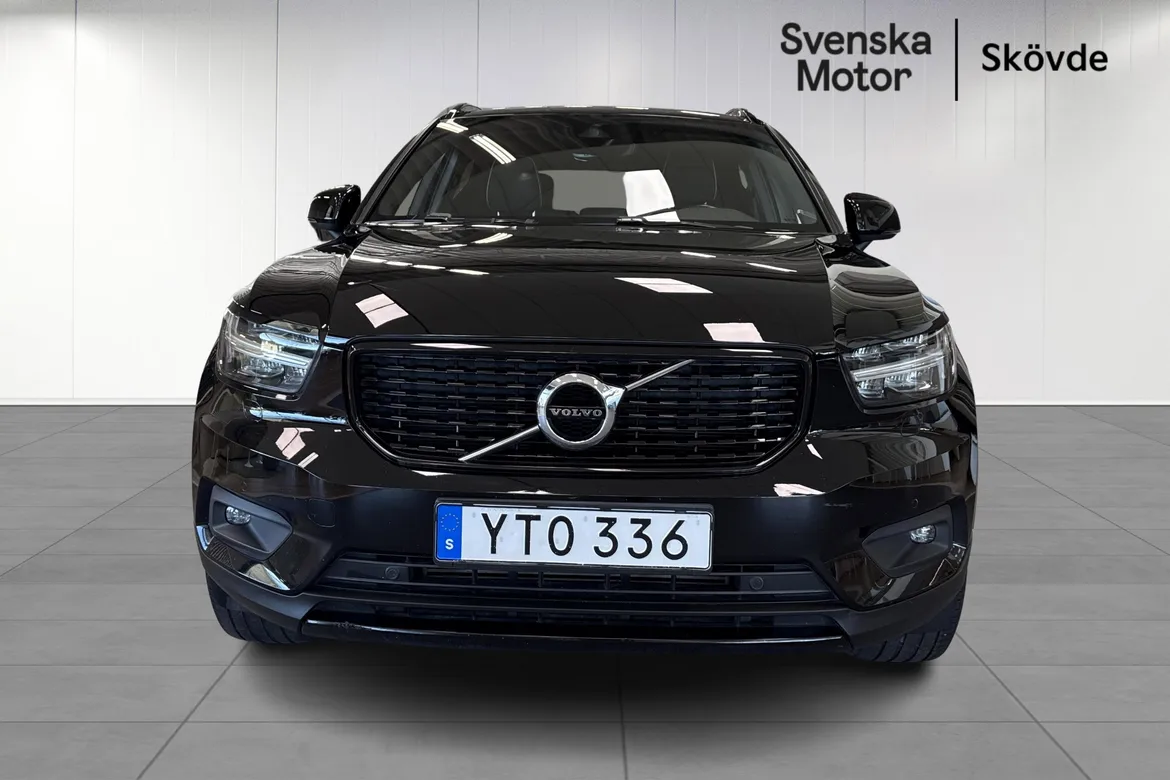 picture of a car