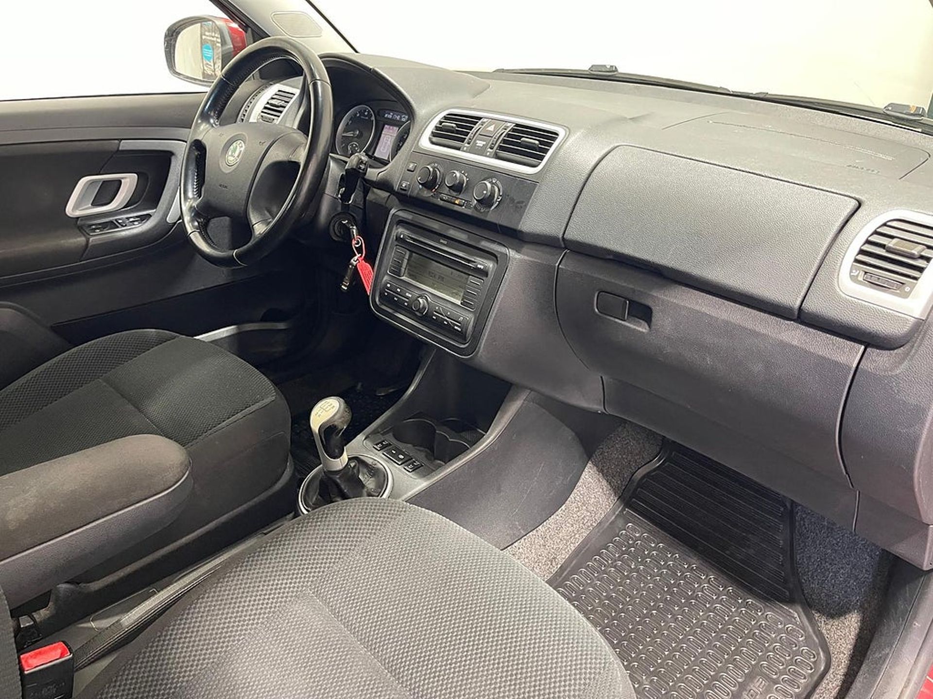 Skoda Fabia 1.2 2009, bild 2/14