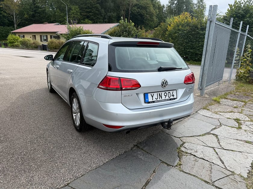 Bild 4 av Volkswagen Golf Sportscombi 1.2 TSI 110HK BMT / DRAG / VÄRMARE
