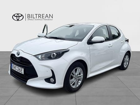 Toyota Yaris Hybrid 1.5 Active komfortpaket P-sensorer Vinterhjul
