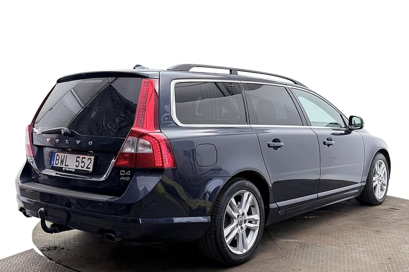 Bild 4 av Volvo V70 D4 AWD Momentum Aut Drag Läder Värmare P-Sens