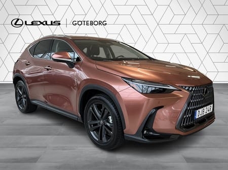 Lexus NX 450h+