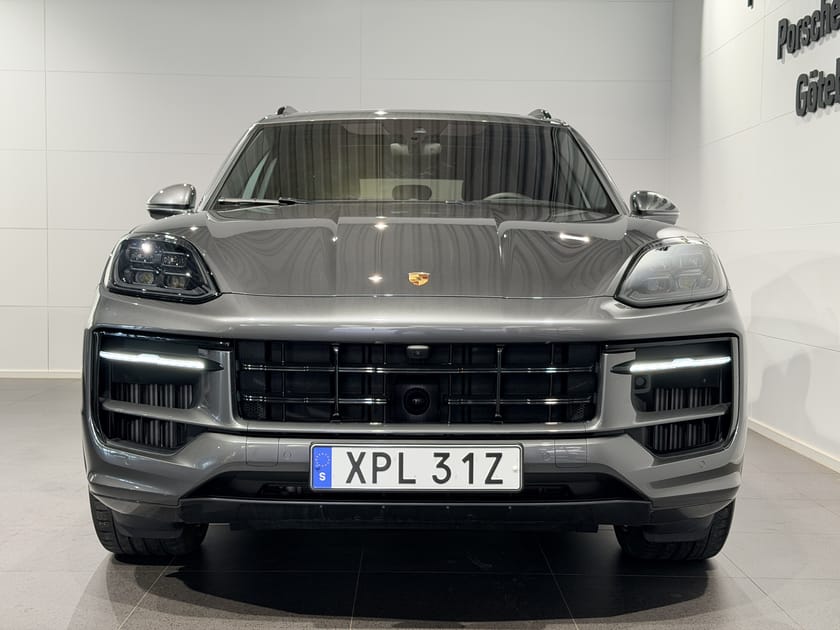 Bild 3 av Porsche Cayenne S E-Hybrid 