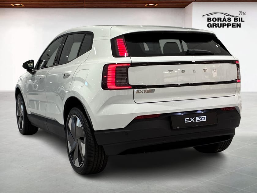 Bild 2 av Volvo EX30 P5 Long Range