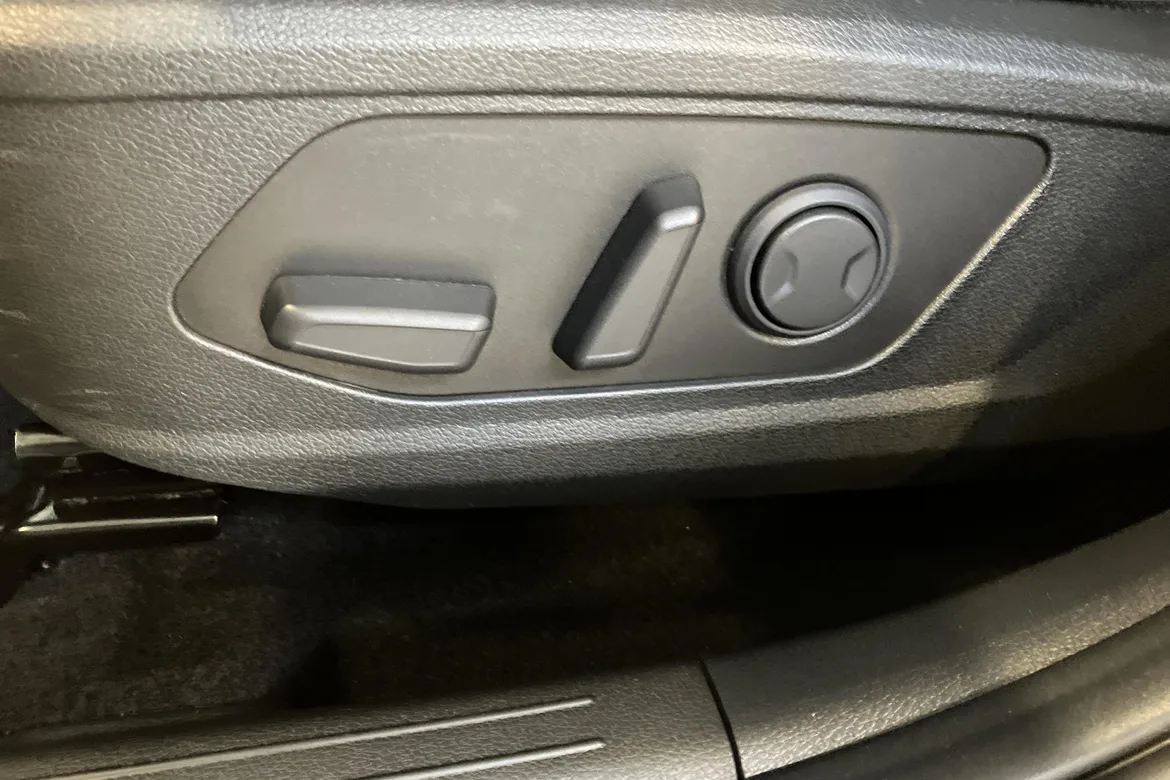 picture of a car