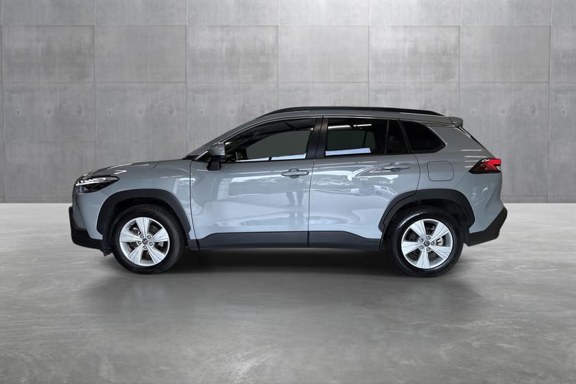 Bilde 2 av Toyota Corolla Cross Hybrid AWD-i 2,0 Executive