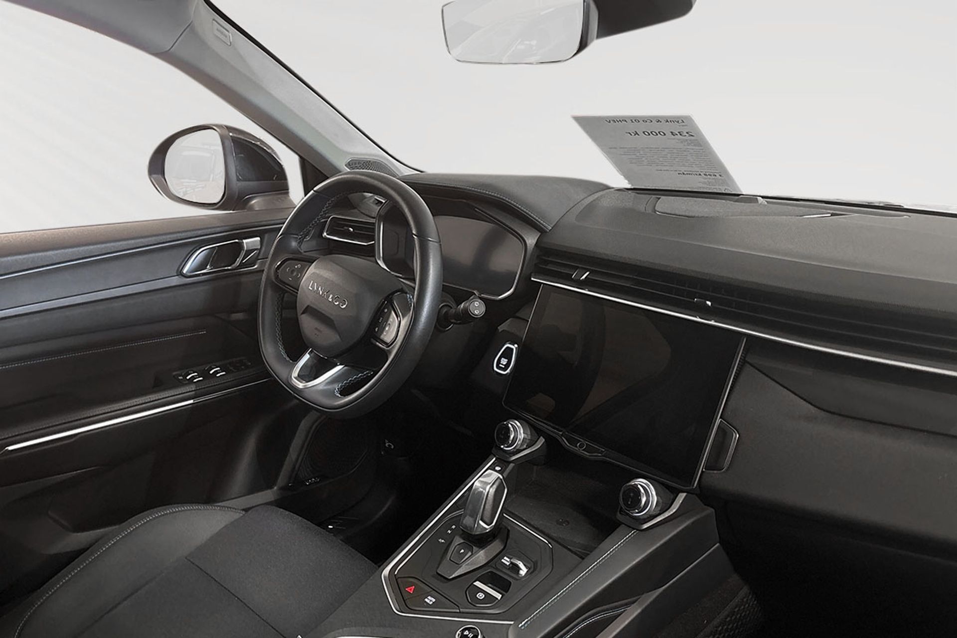 Lynk & Co 01 PHEV 2022, bild 6/9