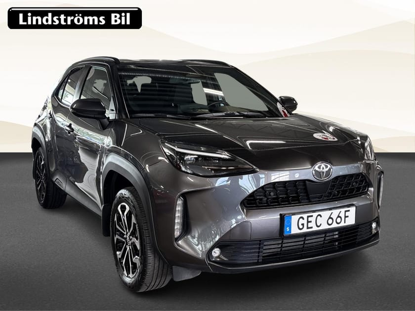 Bild 3 av Toyota Yaris Cross Hybrid 115 AWD-i Active Plus Säkerhetspaket Vinterhjul
