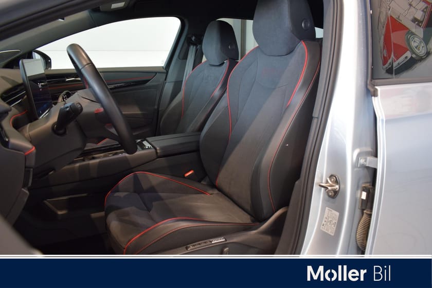 Bilde 4 av Volkswagen ID.7 GTX Tourer Stasjonsvogn 4Motion 86kWh Exclusive