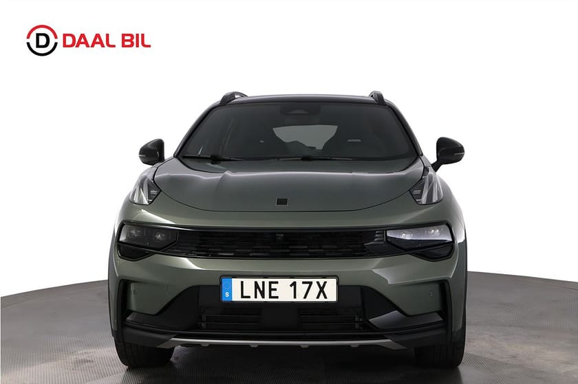 Bild 2 av Lynk & Co 01 PHEV DCT 280HK MORE PANORAMA INFINITY® 3D-VIEW NFC NAVI