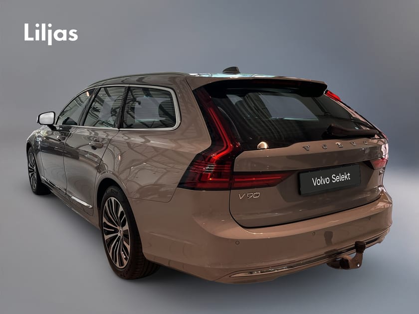 Bild 4 av Volvo V90 T6 AWD Core Edition//Kamera//Google//