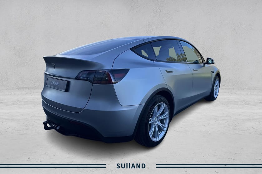 Bilde 5 av Tesla Model Y Standard Range RWD RWD,Panorama,Tilh.f,Foliert sølv