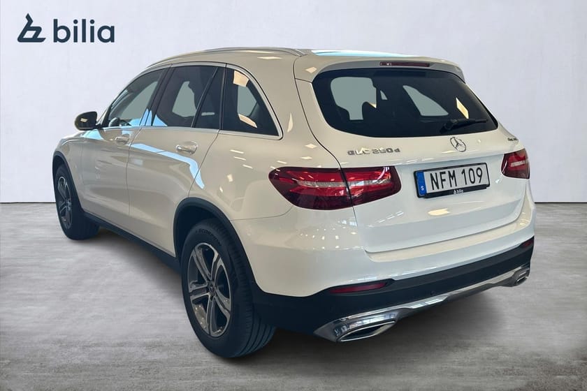 Bild 2 av Mercedes-Benz GLC 250 d 4MATIC Exclusive